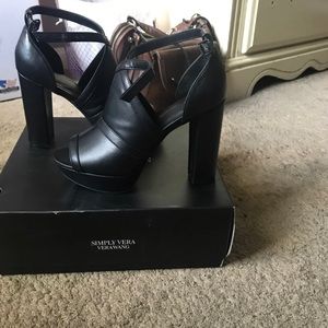 Simply Vera Vera Wang Heels